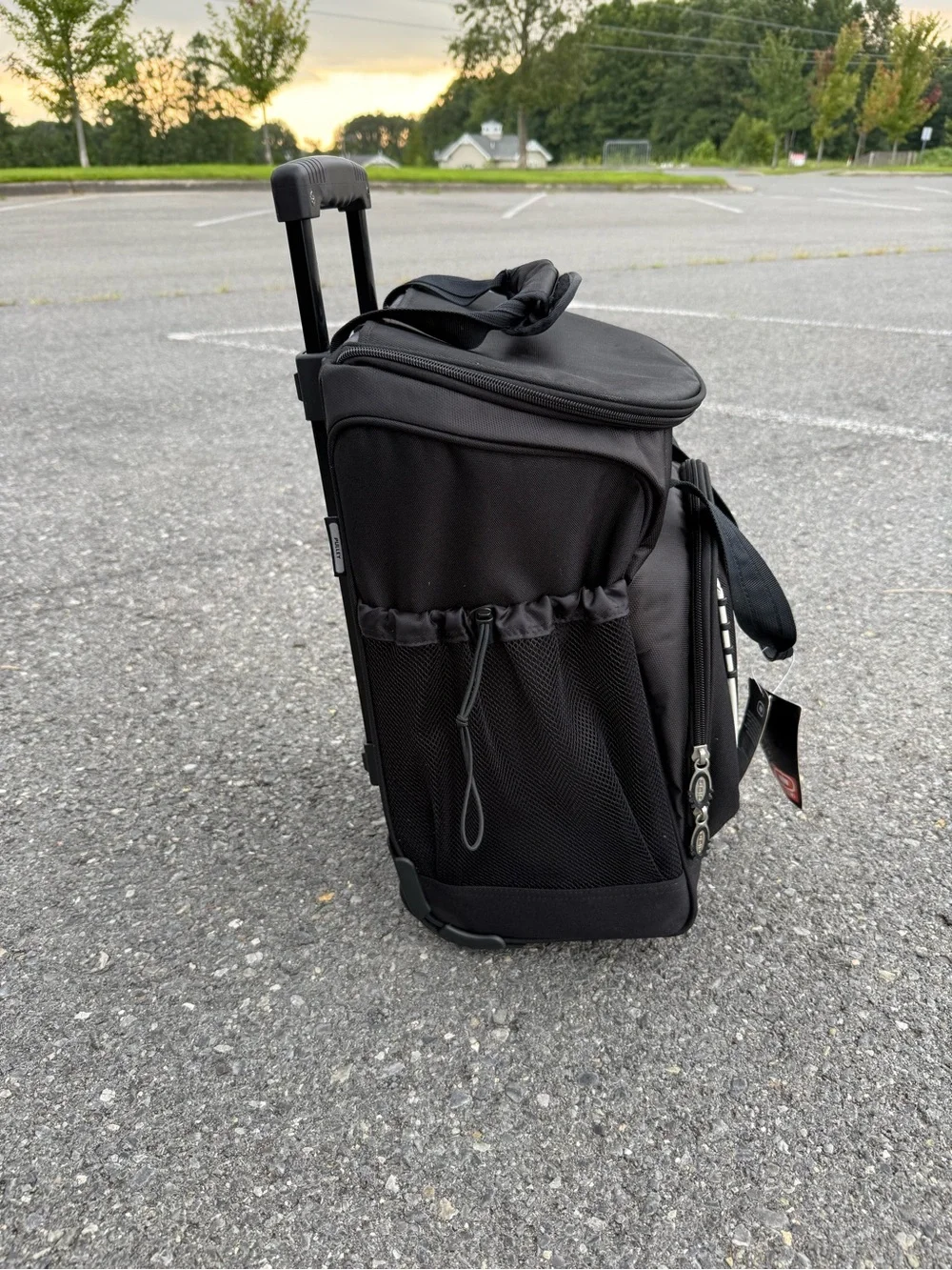 OGIO Pulley Rolling Cooler Bag 14 qt 24-Can Black Polyester 2-Wheel